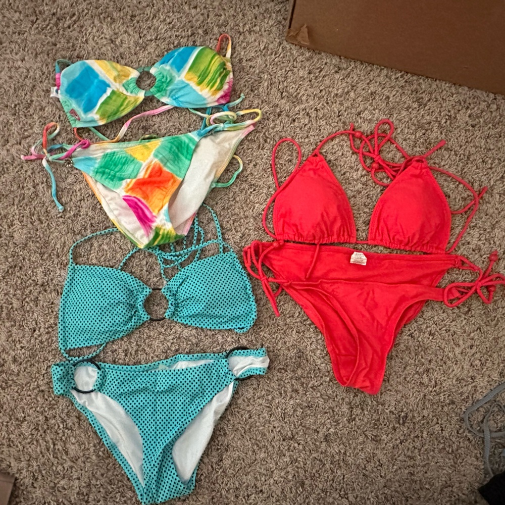 Roxy, VS, OP SWIMSUITS